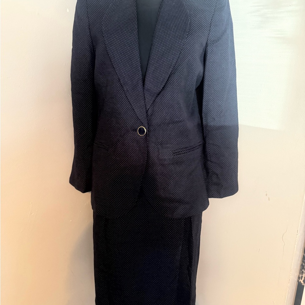 Le Suit Navy Textured Blazer